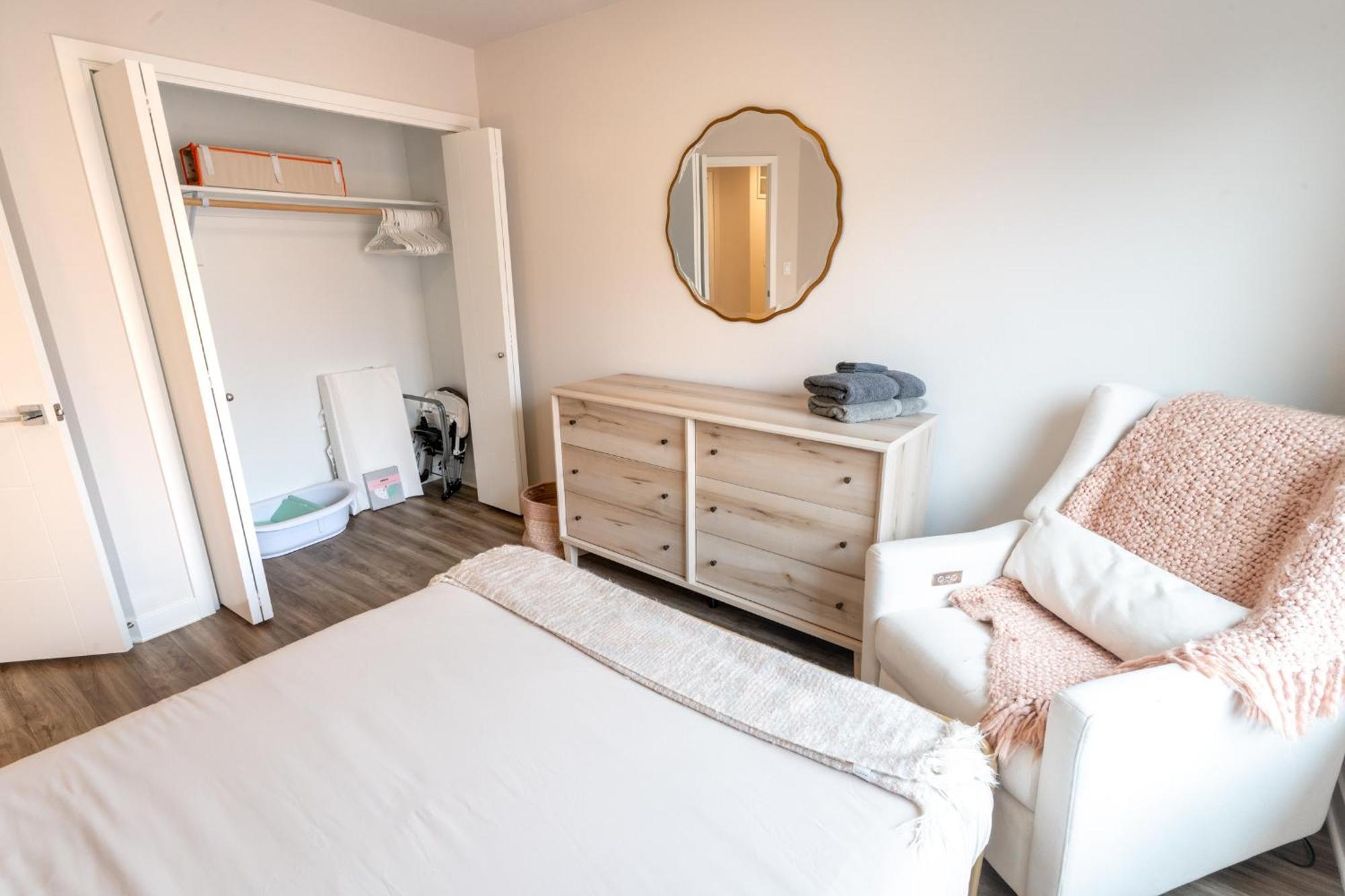 Comfy Family Home, Walkable Neighborhood + Patio! Portland Kültér fotó